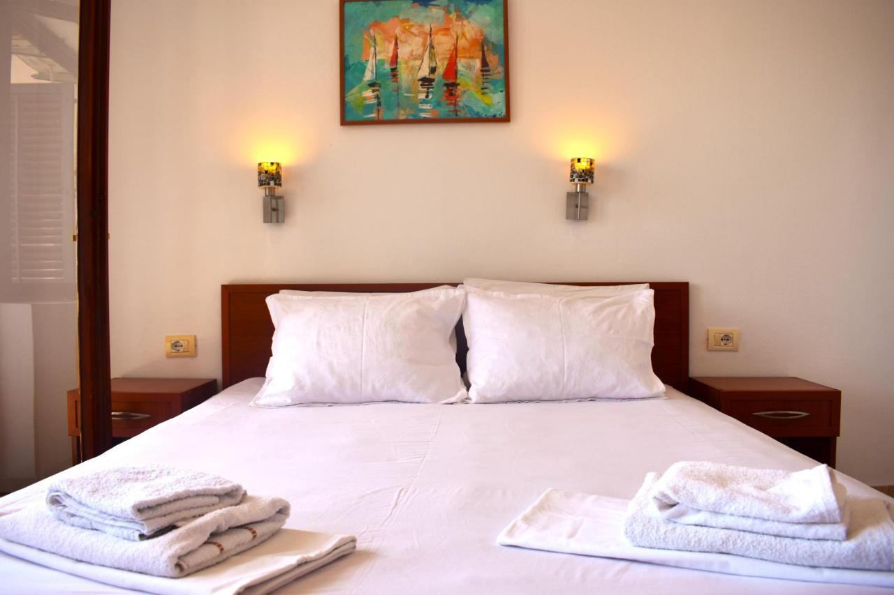 Apartments Aga Ulcinj Eksteriør bilde