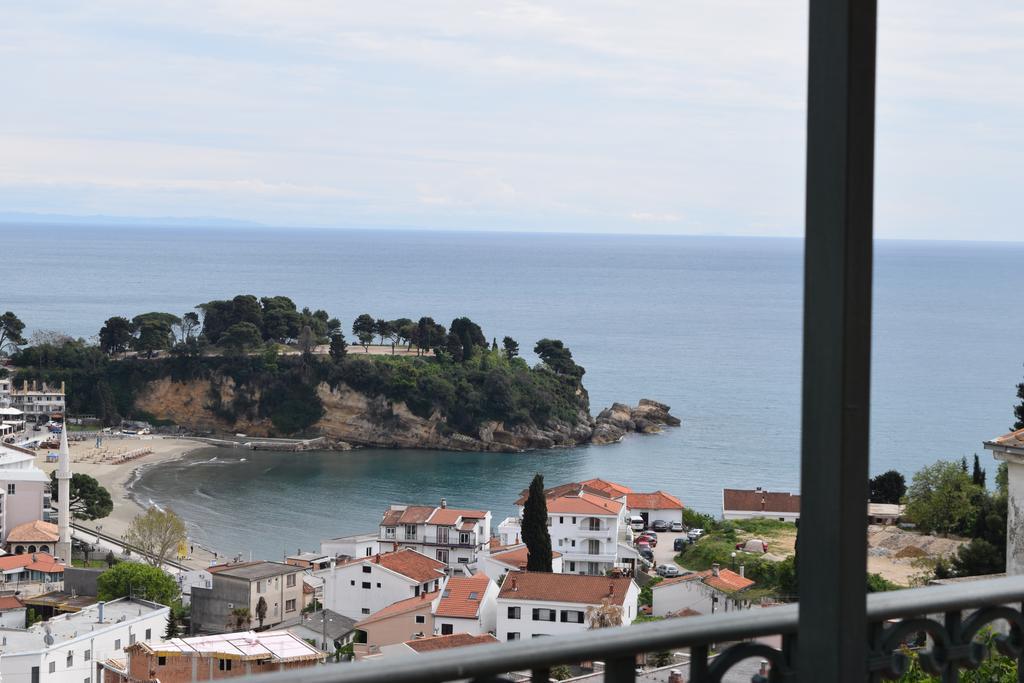 Apartments Aga Ulcinj Eksteriør bilde