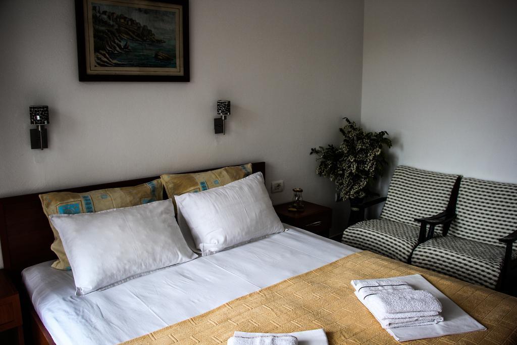 Apartments Aga Ulcinj Eksteriør bilde