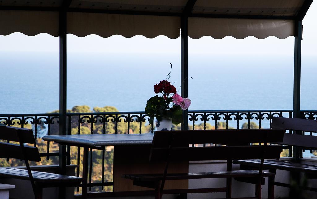 Apartments Aga Ulcinj Eksteriør bilde