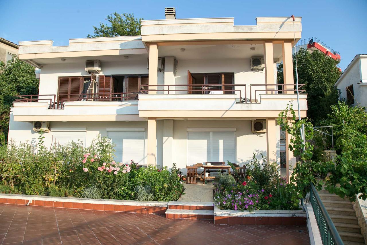 Apartments Aga Ulcinj Eksteriør bilde