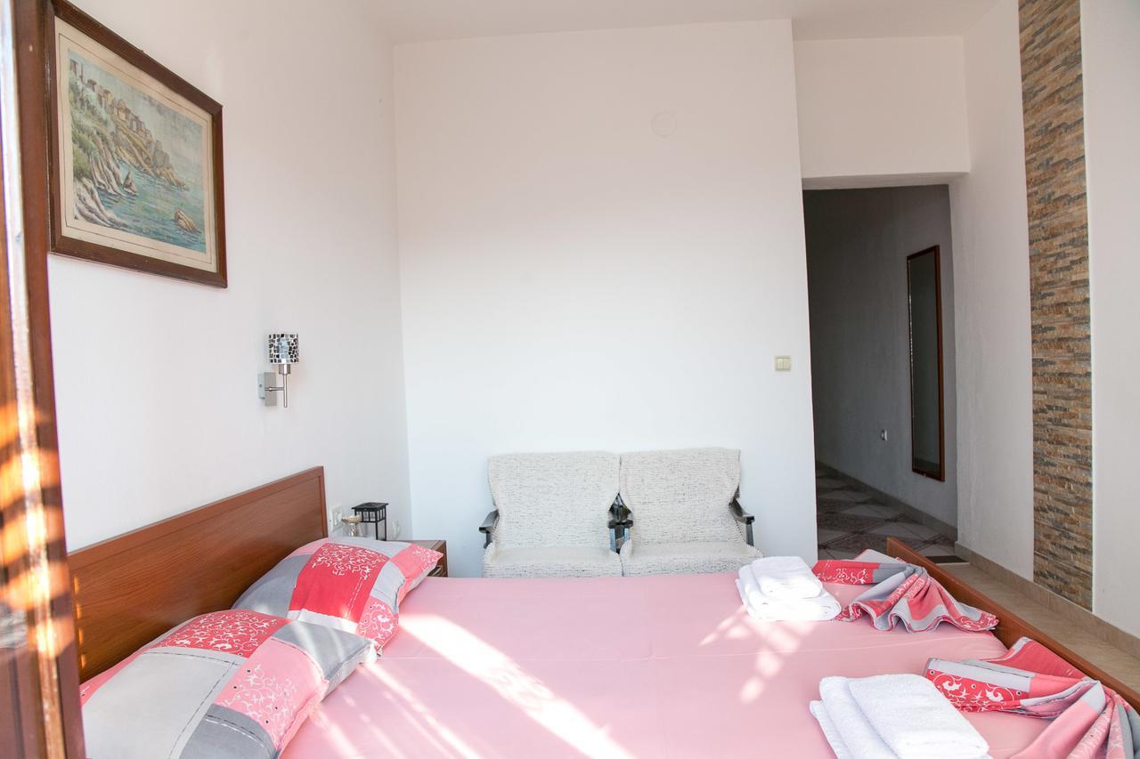 Apartments Aga Ulcinj Eksteriør bilde