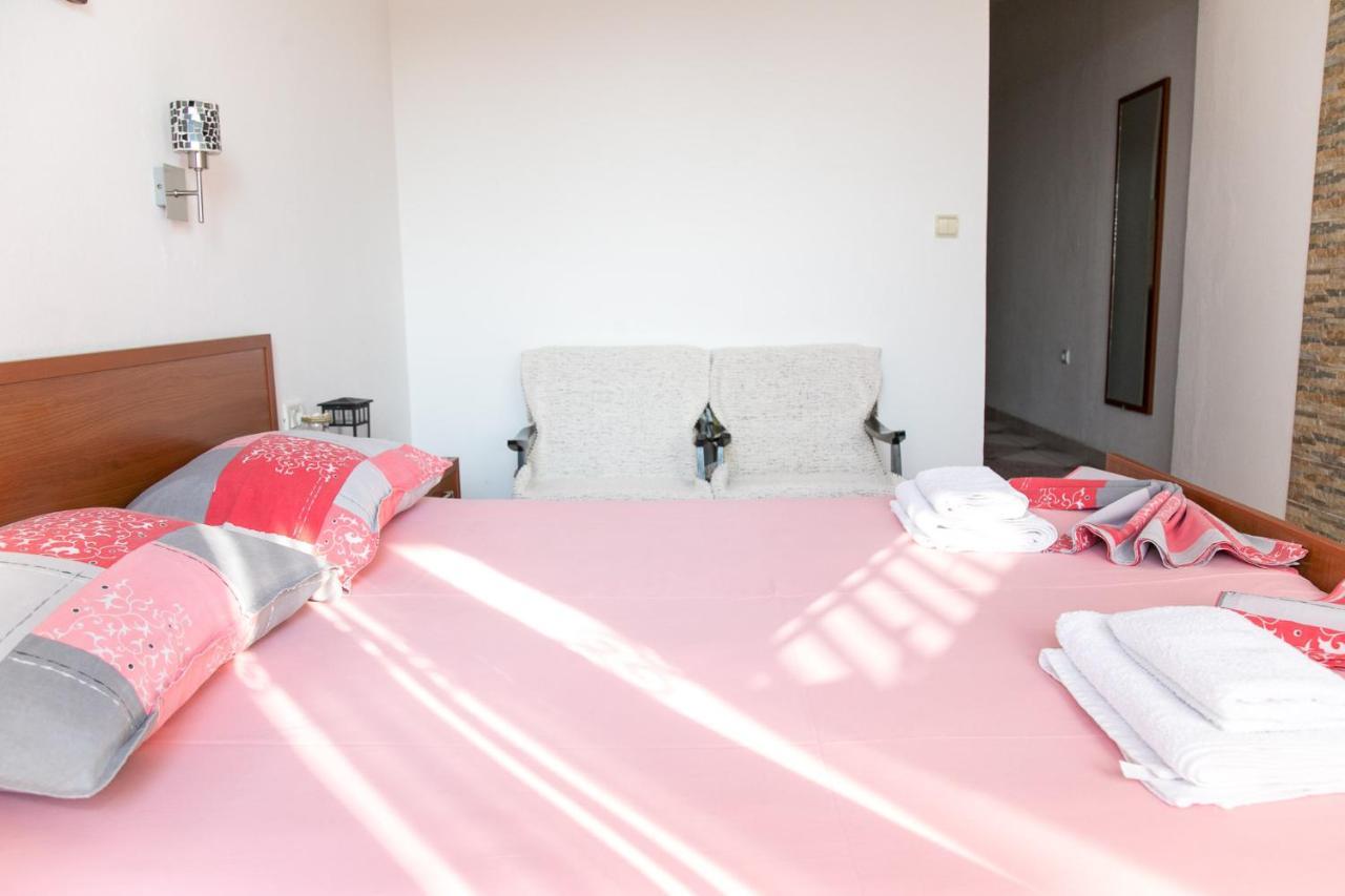 Apartments Aga Ulcinj Eksteriør bilde