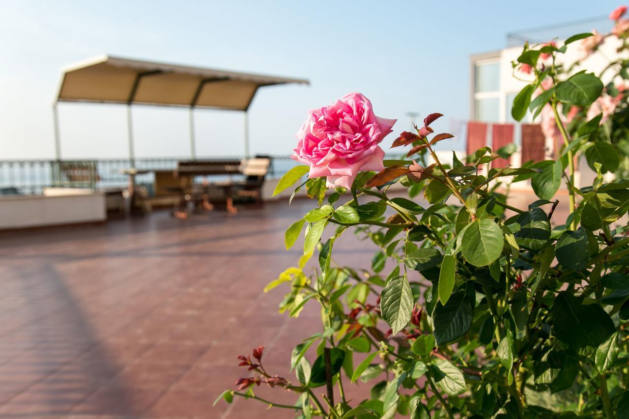 Apartments Aga Ulcinj Eksteriør bilde