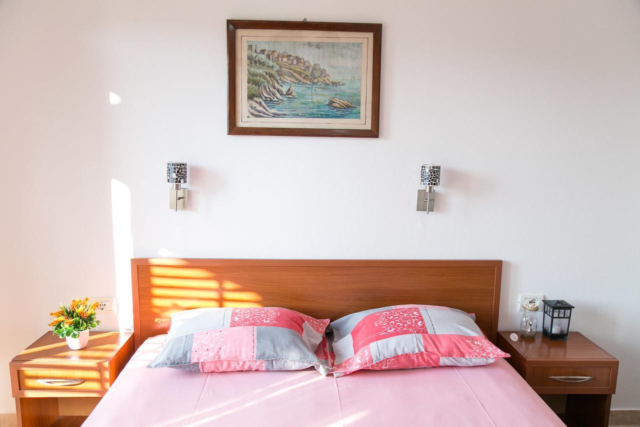 Apartments Aga Ulcinj Eksteriør bilde